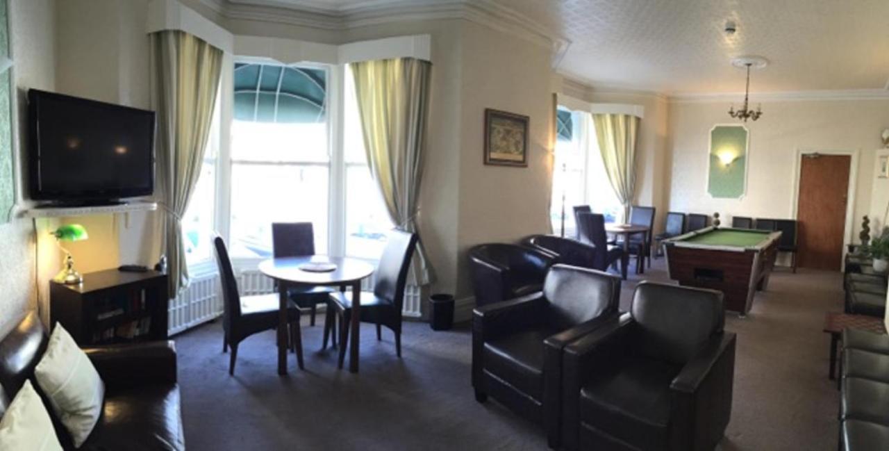 The Sea Crest Hotel Моркамб Екстериор снимка