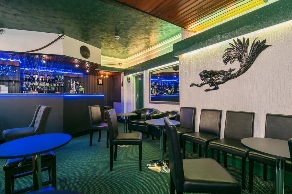 The Sea Crest Hotel Моркамб Екстериор снимка